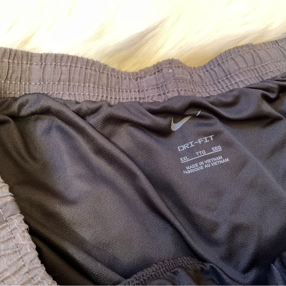 Nike Running Shorts - NWT - Size XXL - Picture 6 of 11